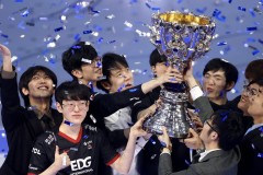 IG第二局集锦：Xun致命掉点，GALA绝境发挥逆风翻盘